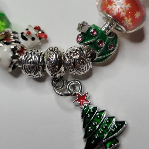 NWT Pandora Style Christmas Charm Bracelet Christmas Tree, Snowman, Red, Green - Picture 2 of 8
